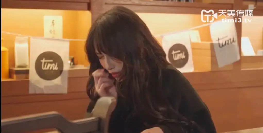 JAV ไม่เซ็นเซอร์ จีนเต็มเรื่อง สาวเมายาในสวน ถูกพาไปเย็ดหี เลียอม 69 หัวกลับหาง